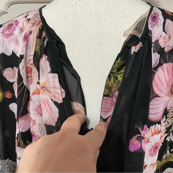 Giambattista Valli Frilled Cape Floral Silk Blouse Size XL - Picture 6 of 11